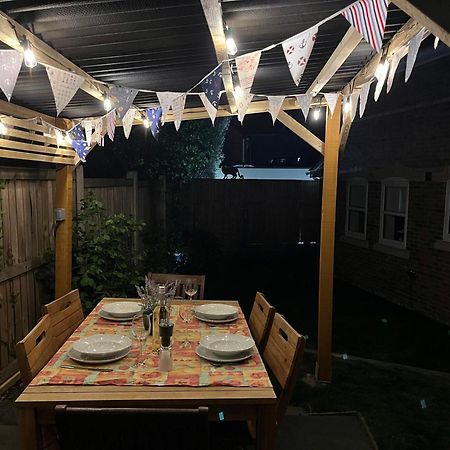Charlotte Cottage Poole Exterior foto