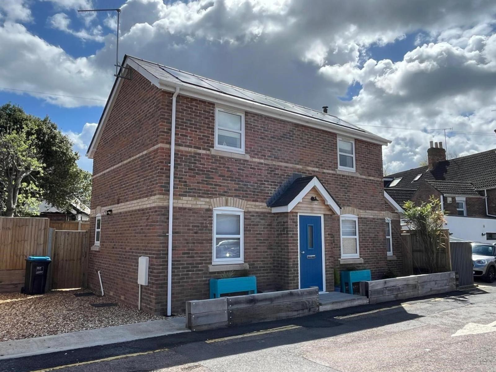 Charlotte Cottage Poole Exterior foto